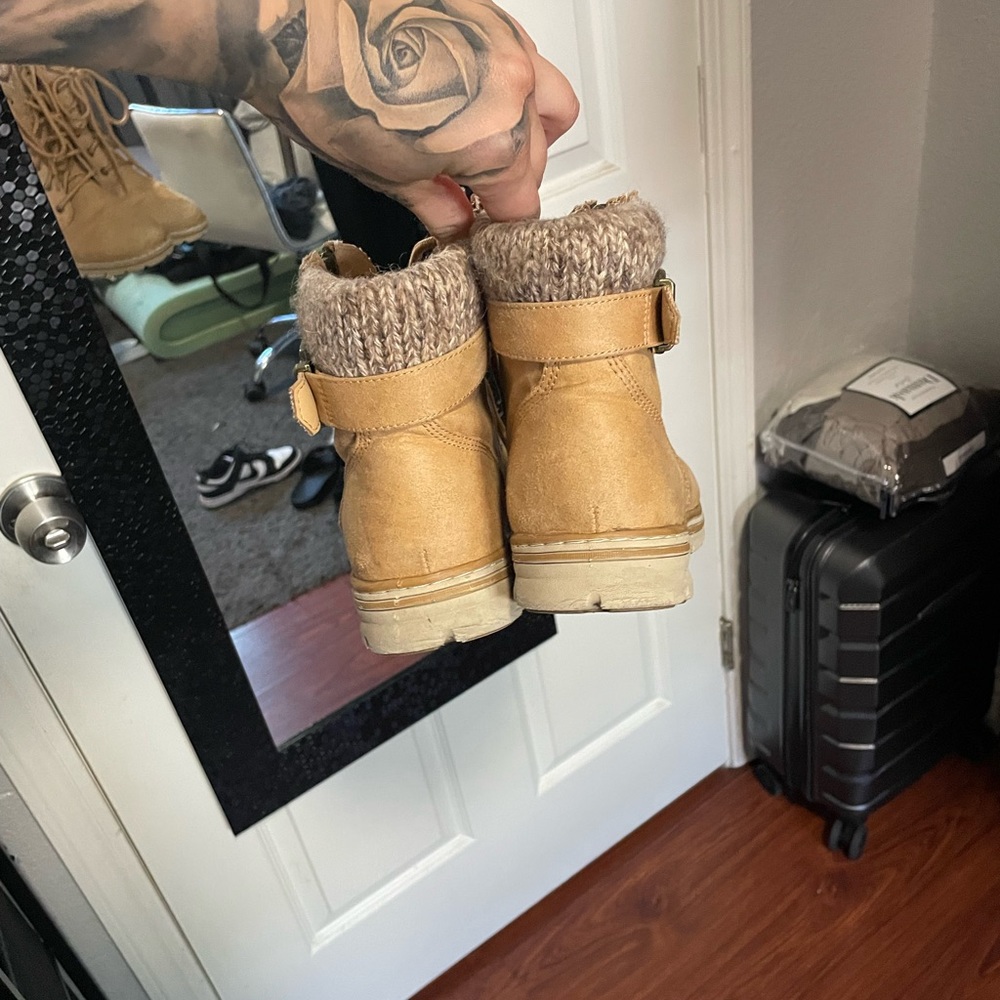 Fall Boots - Picture 2 of 5